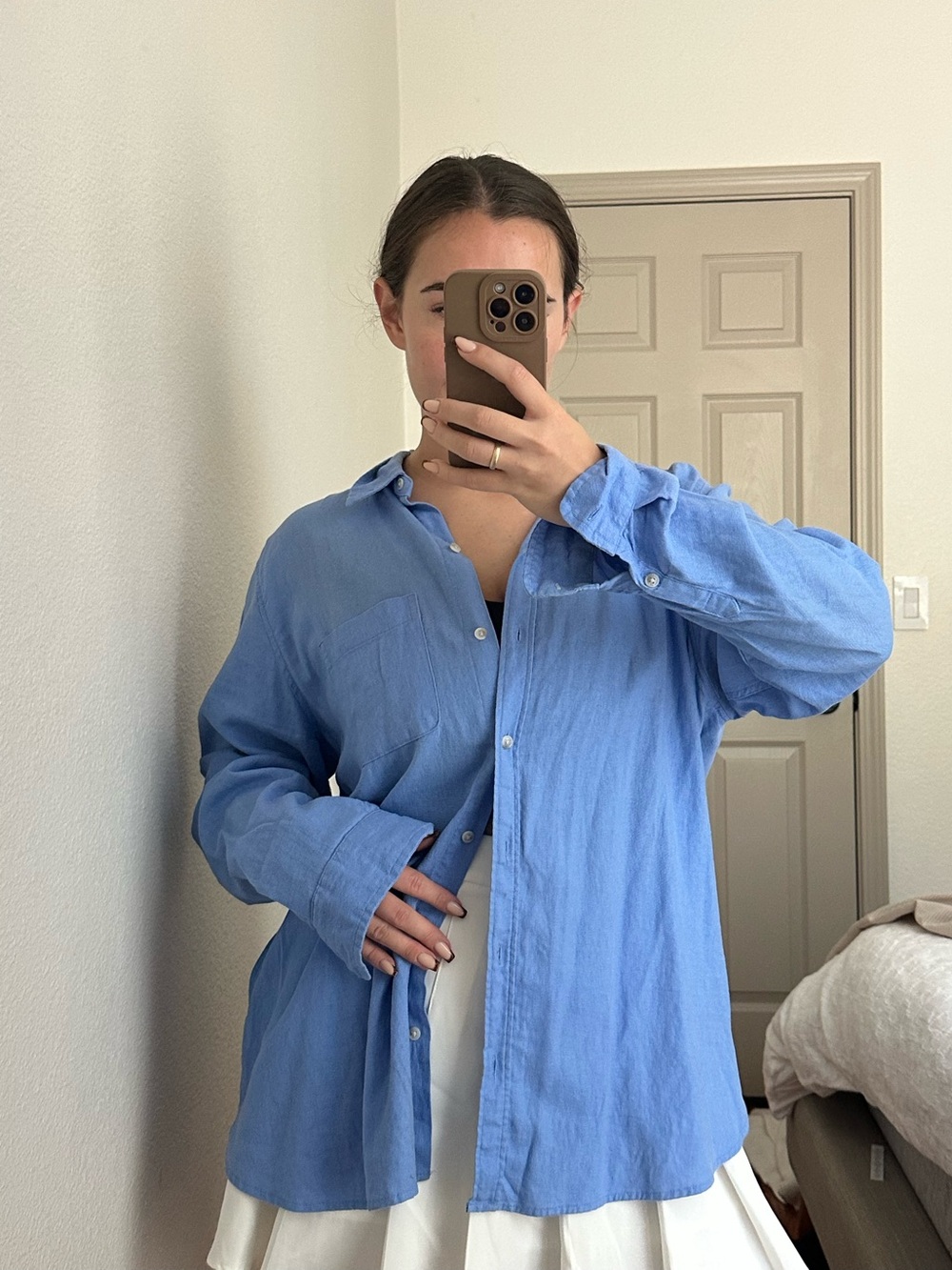 UNIVERSAL THREAD blue linen button up